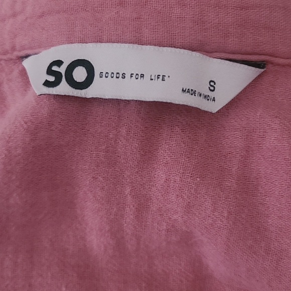 Pastel Pink Collared Button-up Vest - Picture 6 of 6